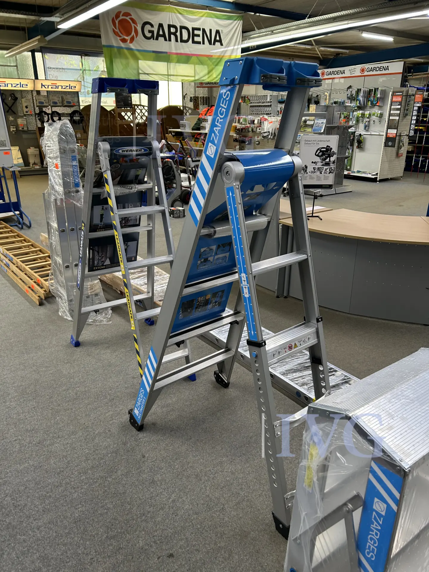 Alu-Stehleiter ZARGES Multimaster 5 – foto 2 – kavel bij IVG, Bielefeld
