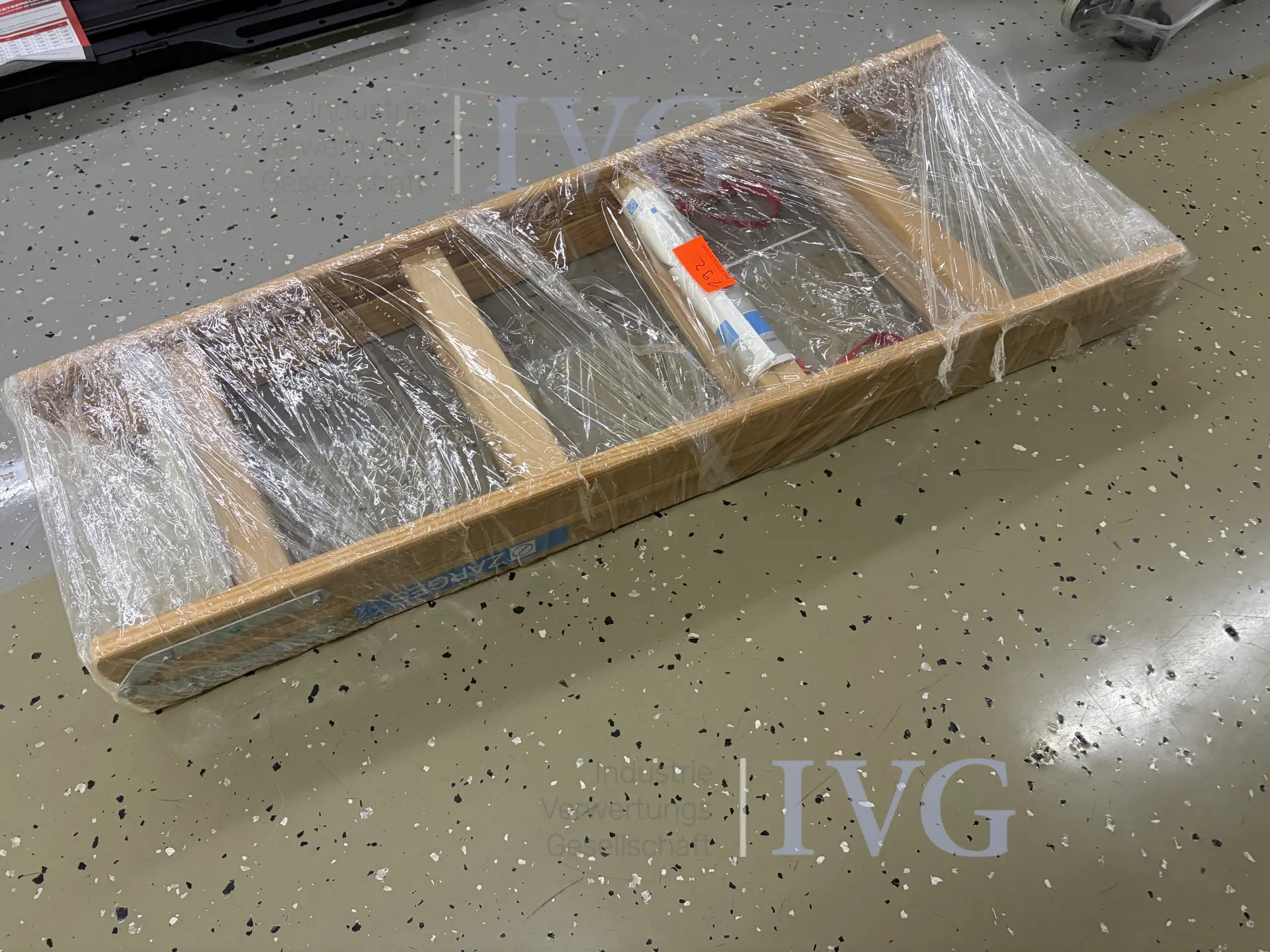 Holz-Stehleiter ZARGES – foto 2 – kavel bij IVG, Bielefeld