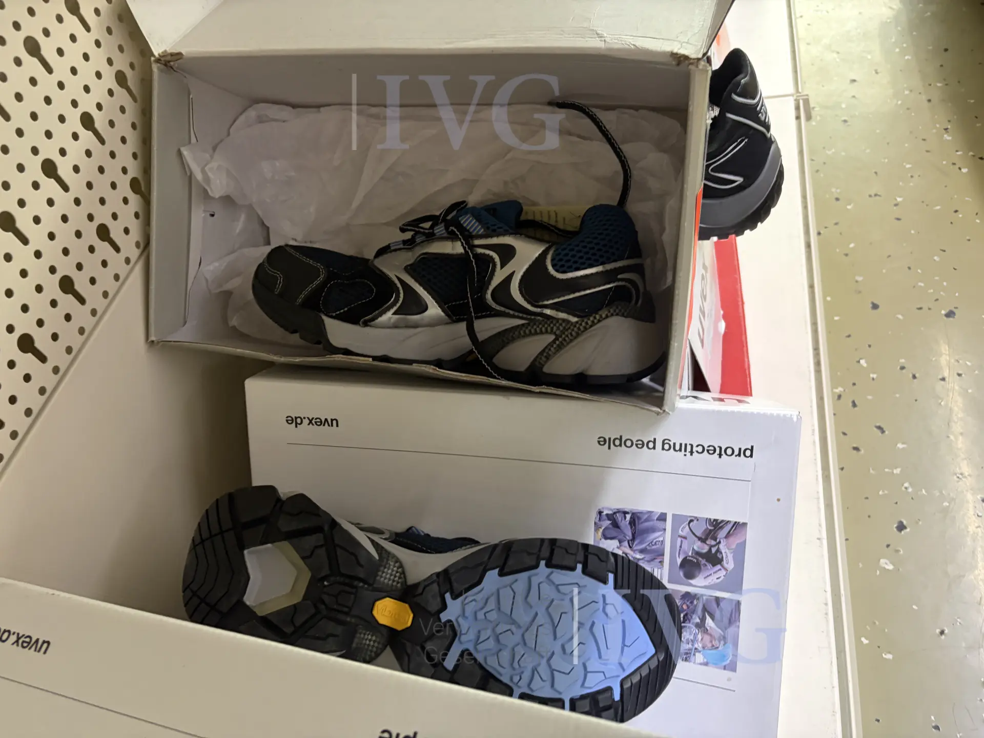 umfangreicher Posten Umlaufvermögen – foto 14 – kavel bij IVG, Bielefeld