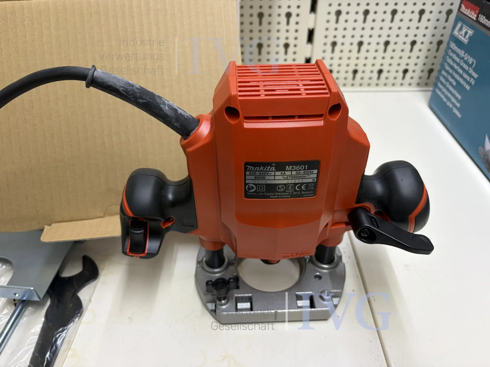 Oberfräse MAKITA M3601 – foto 5 – kavel bij IVG, Bielefeld