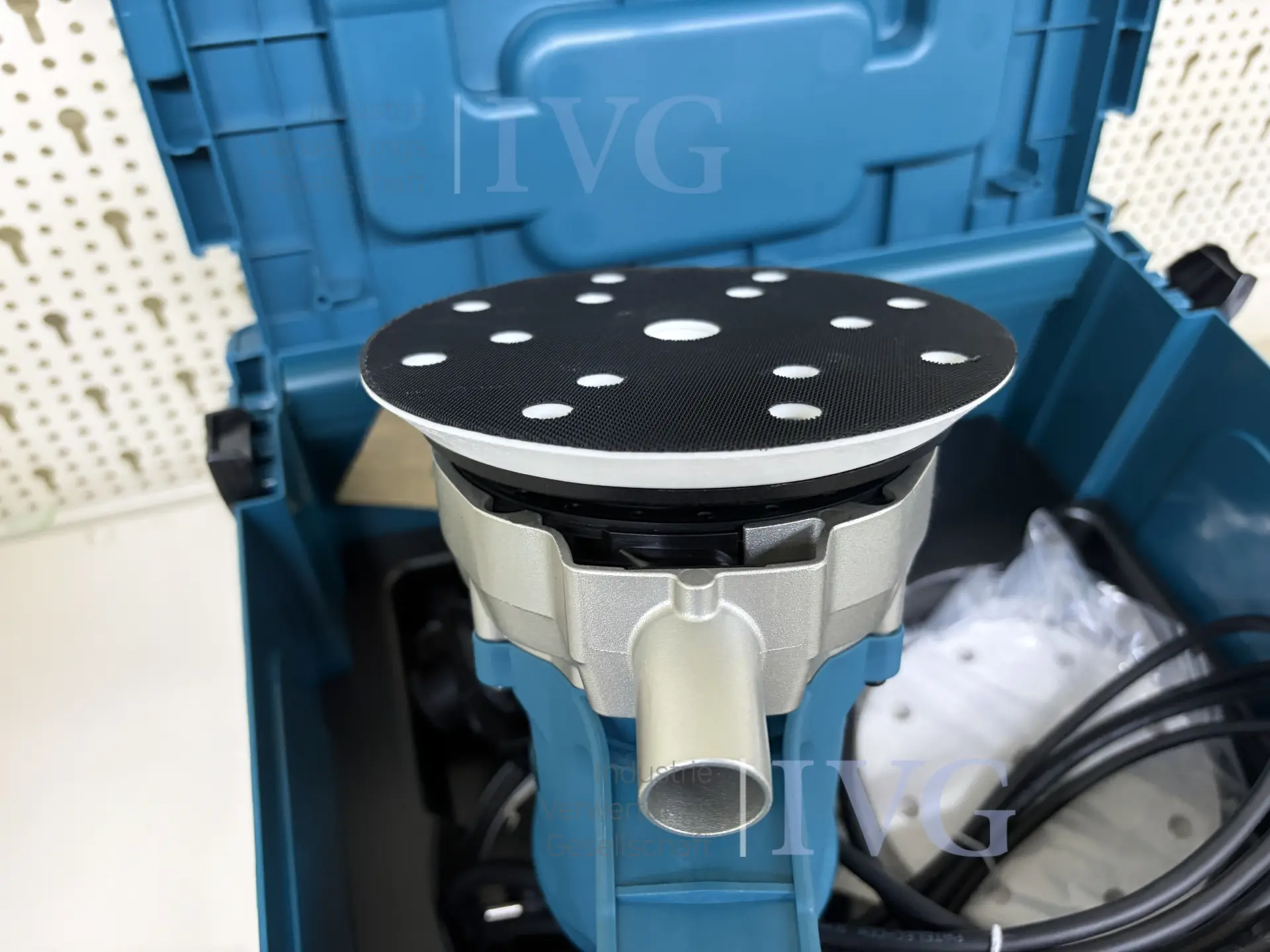 Exzenterschleifer MAKITA BO6030JX – foto 6 – kavel bij IVG, Bielefeld