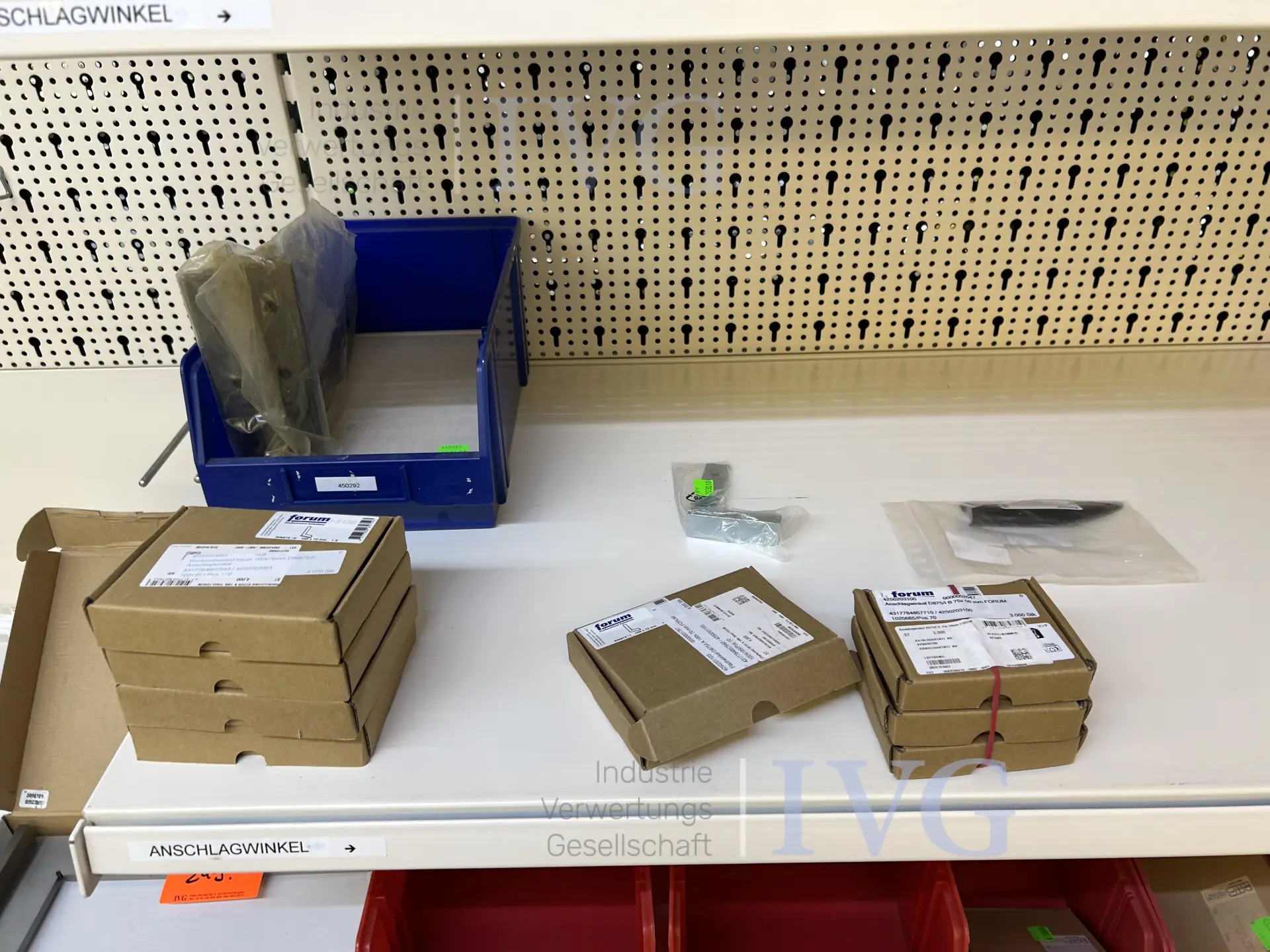Warenbestand Prüf- und Messmittel FORUM – foto 13 – kavel bij IVG, Bielefeld