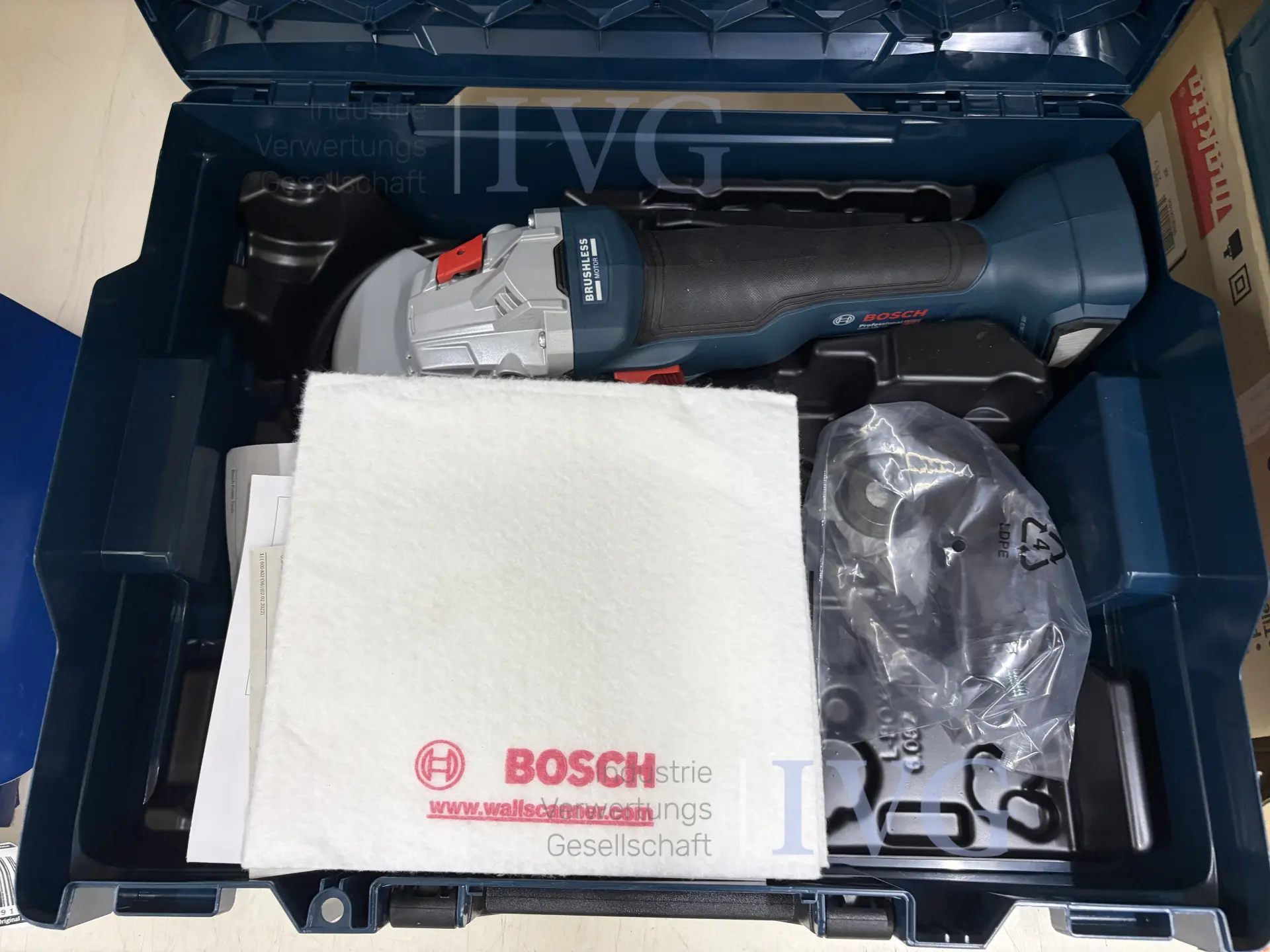 Akku-Winkelschleifer BOSCH GWS 18V-10 – foto 5 – kavel bij IVG, Bielefeld