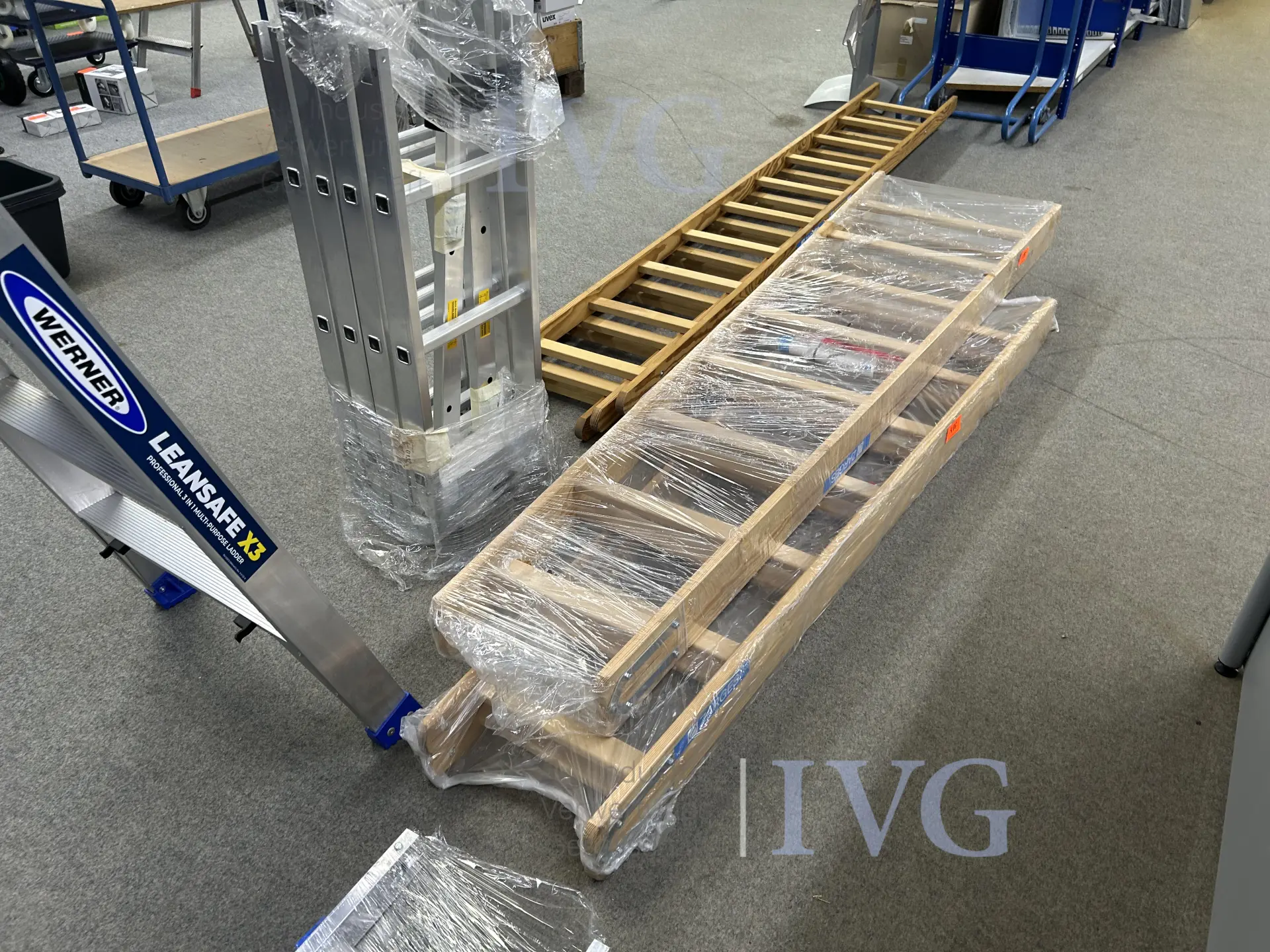 Holz-Stehleiter ZARGES – foto 2 – kavel bij IVG, Bielefeld