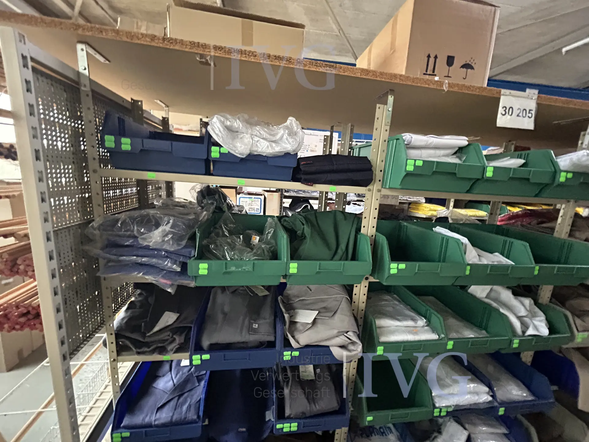 umfangreicher Warenbestand – foto 16 – kavel bij IVG, Bielefeld