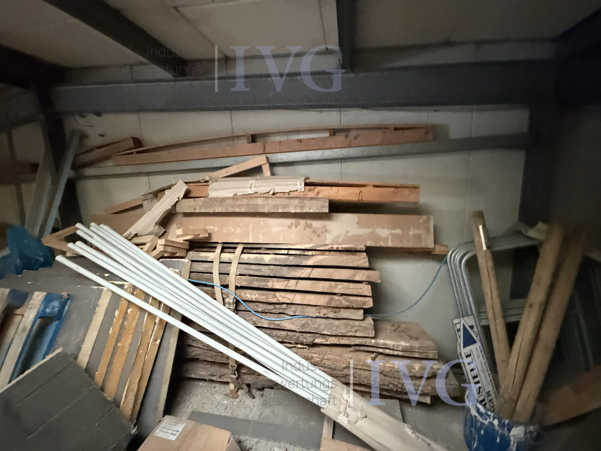 Emporeninhalt – foto 4 – kavel bij IVG, Twistringen