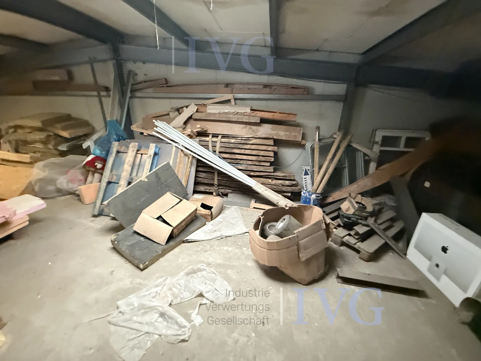 Emporeninhalt – foto 2 – kavel bij IVG, Twistringen