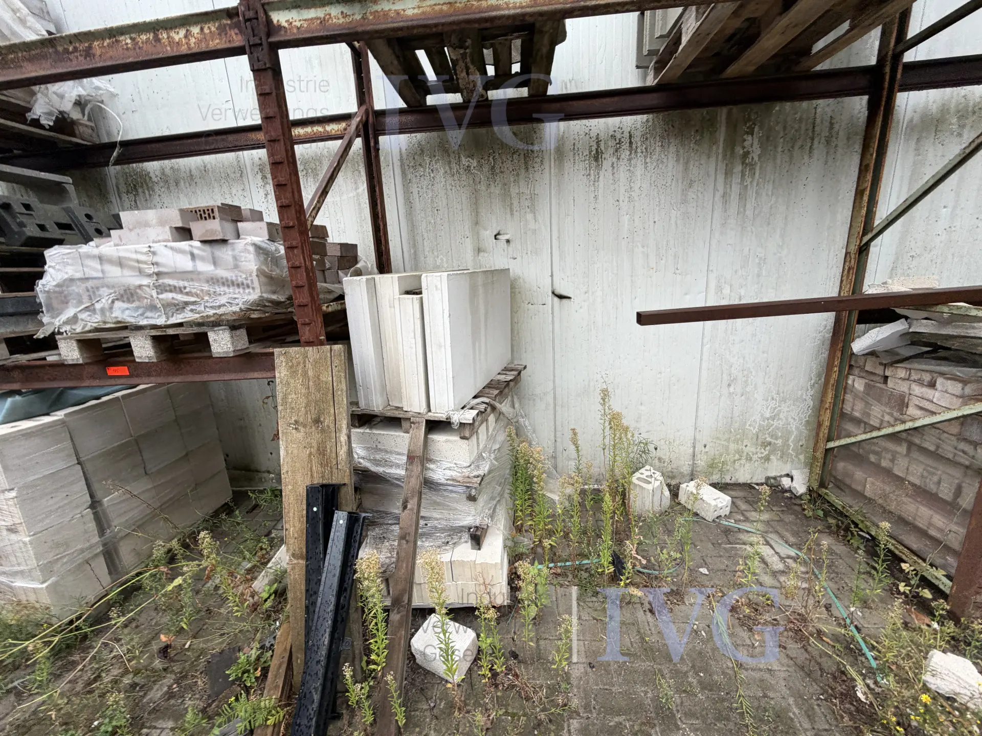 image 32