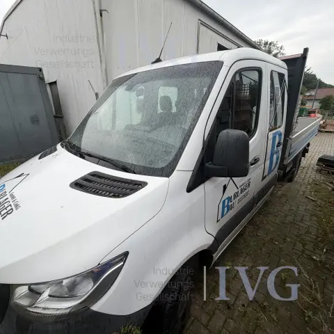 DAIMLER Sprinter truck