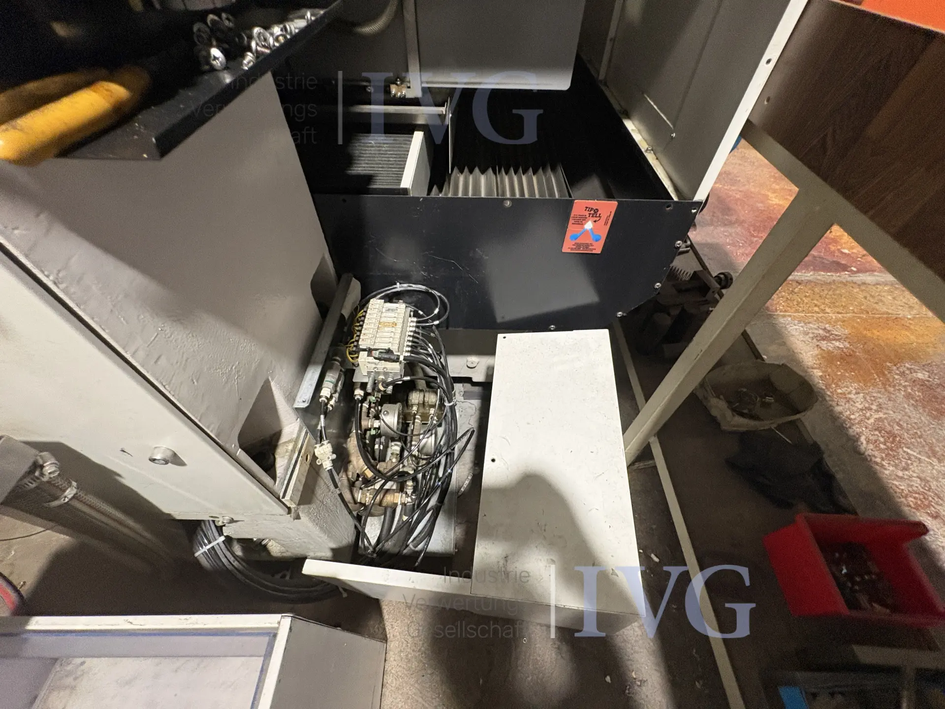 Drahterodiermaschine FANUC Robocut Alpha-1IB A04B-0314-B001#E5 – foto 9 – kavel bij IVG, Halle