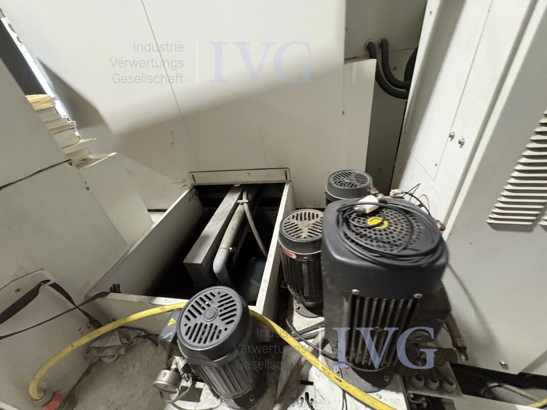 Drahterodiermaschine FANUC Robocut Alpha-1IC A04B-0316-B001#E5 – foto 7 – kavel bij IVG, Halle