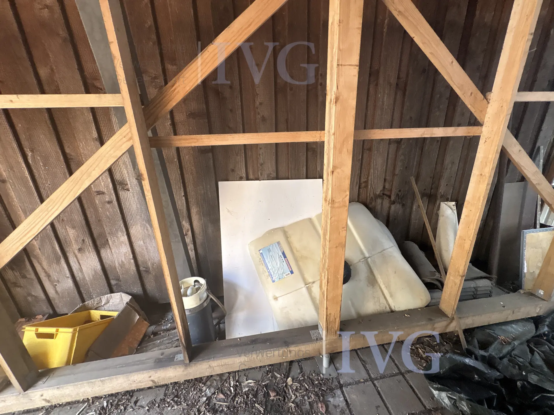 Holz-Anhängergarage mit Abstellraum – foto 6 – kavel bij IVG, Halle