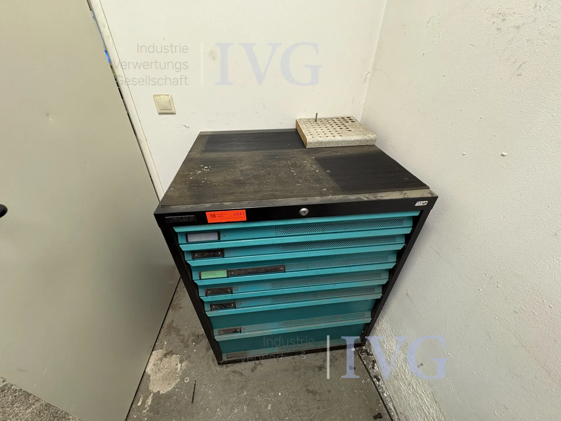 Stahl – Schubladenschrank E.PLUS – kavel bij IVG, Halle