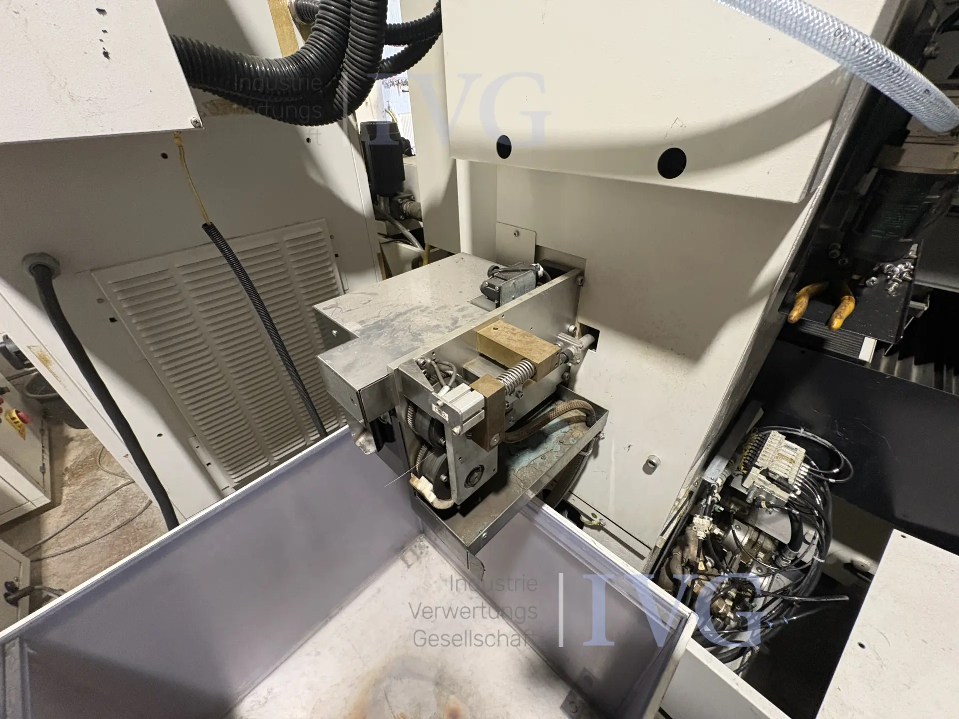 Drahterodiermaschine FANUC Robocut Alpha-1IB A04B-0314-B001#E5 – foto 10 – kavel bij IVG, Halle