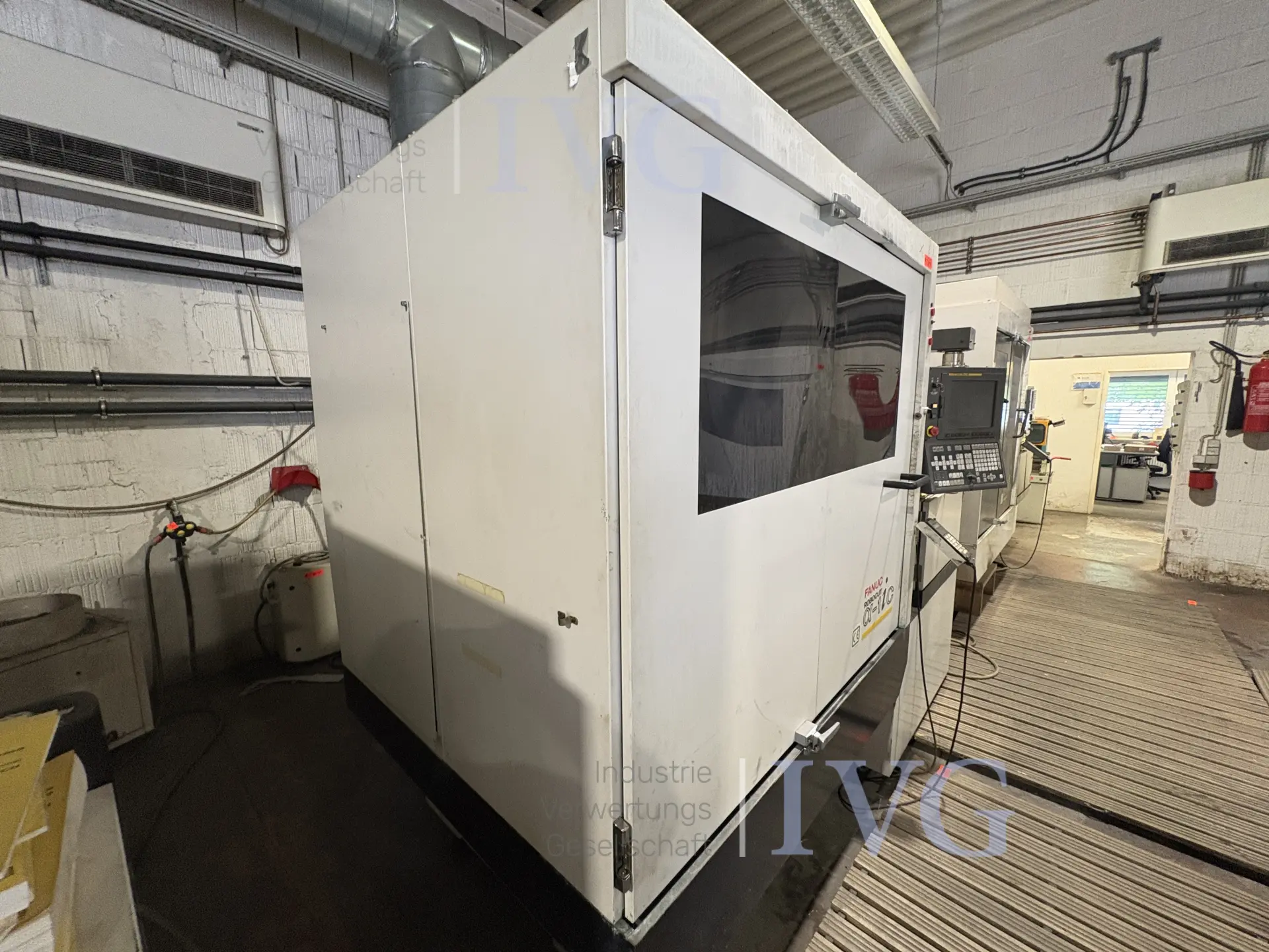 Drahterodiermaschine FANUC Robocut Alpha-1IC A04B-0316-B001#E5 – foto 2 – kavel bij IVG, Halle