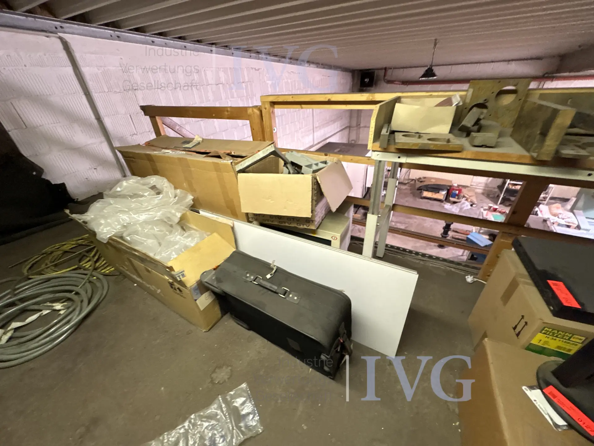 Emporeninhalt – foto 9 – kavel bij IVG, Halle