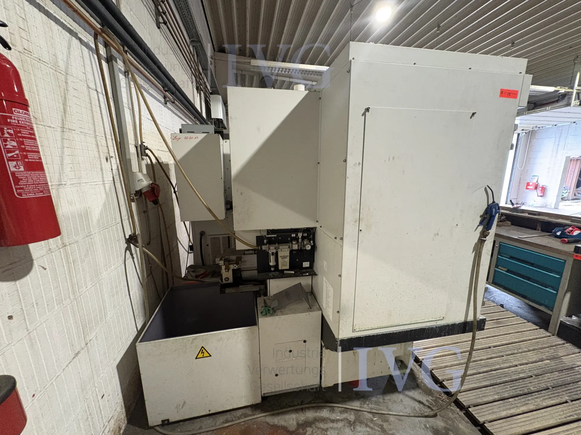Drahterodiermaschine FANUC Robocut Alpha-OIC A04B-0315-B022#E5 – foto 10 – kavel bij IVG, Halle
