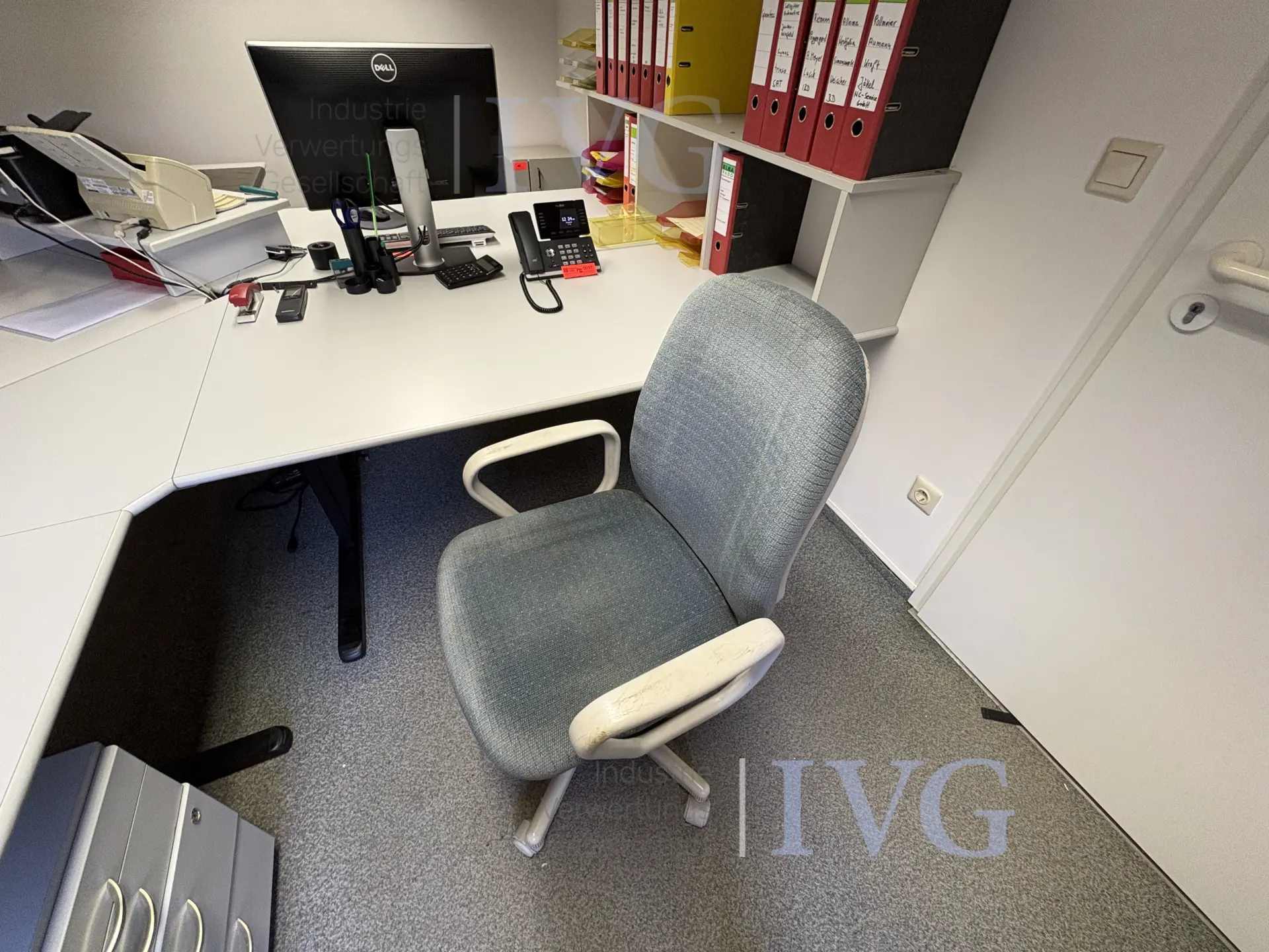 Büroraumausstattung – foto 10 – kavel bij IVG, Halle