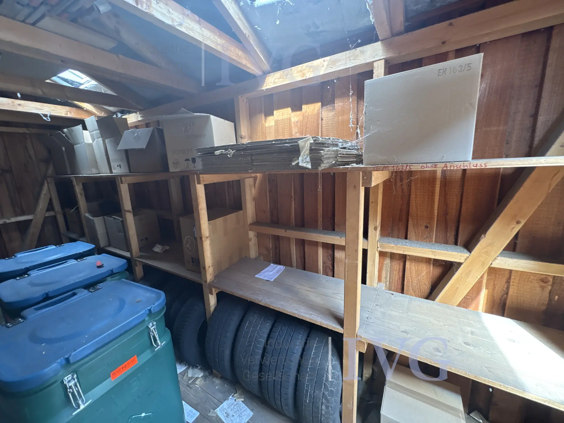 Holz-Anhängergarage mit Abstellraum – foto 9 – kavel bij IVG, Halle