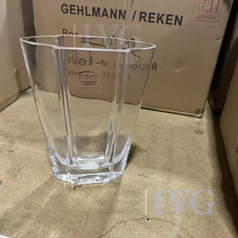Lot of glass vases