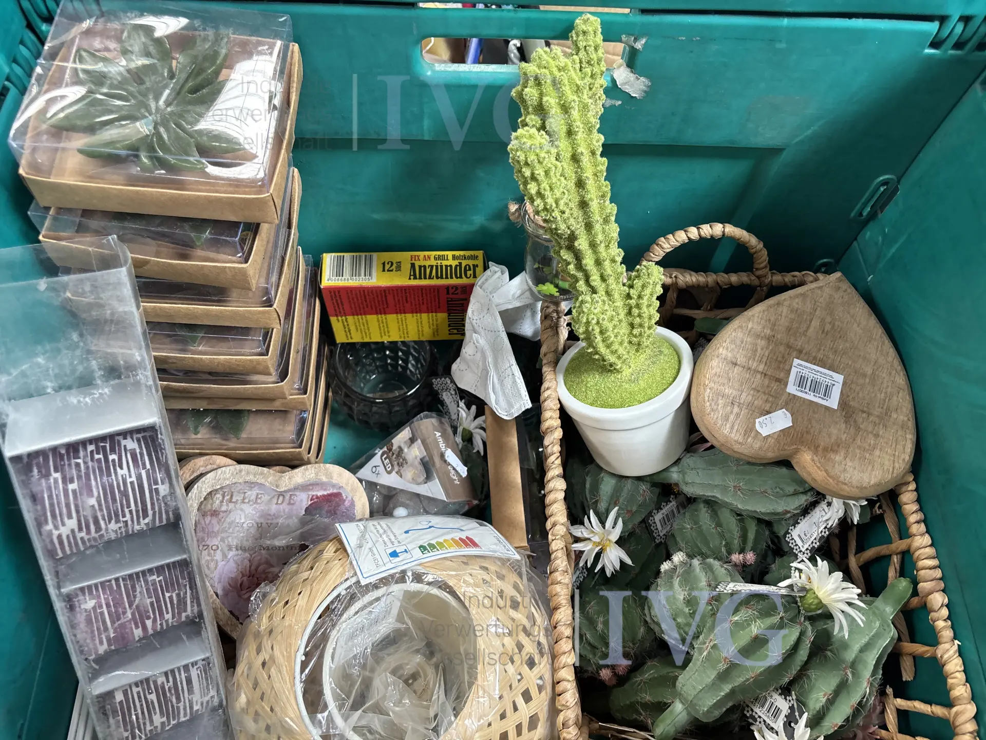 Posten Dekoartikel/Haushaltswaren – foto 2 – kavel bij IVG, Bad Oeynhausen