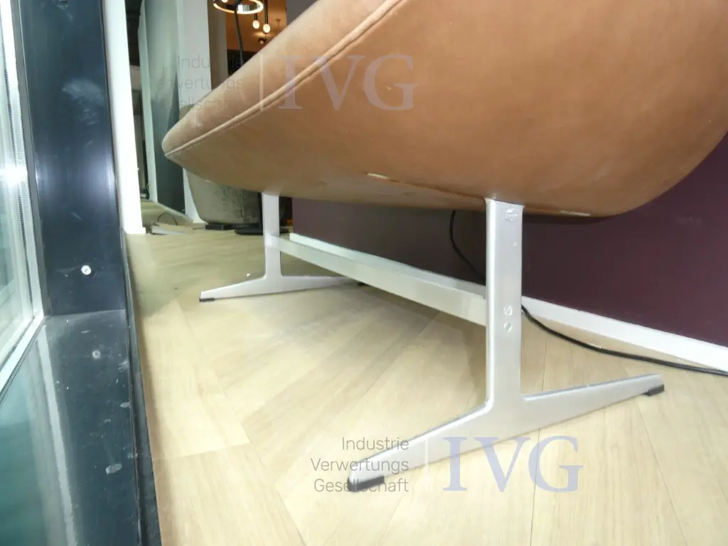 Sofa FRITZ HANSEN Das Schwansofa – foto 3 – kavel bij IVG, Kirchlengern
