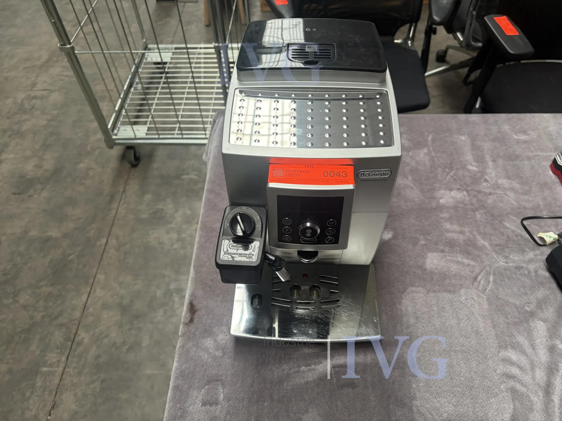 Kaffeevollautomat DELONGHI Cappuccino – foto 4 – kavel bij IVG, Kirchlengern