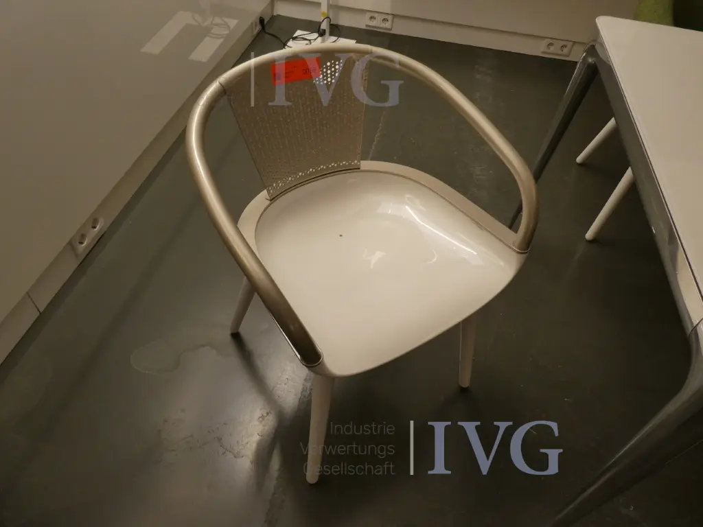 Esstisch MAGIS Big Will – foto 12 – kavel bij IVG, Kirchlengern