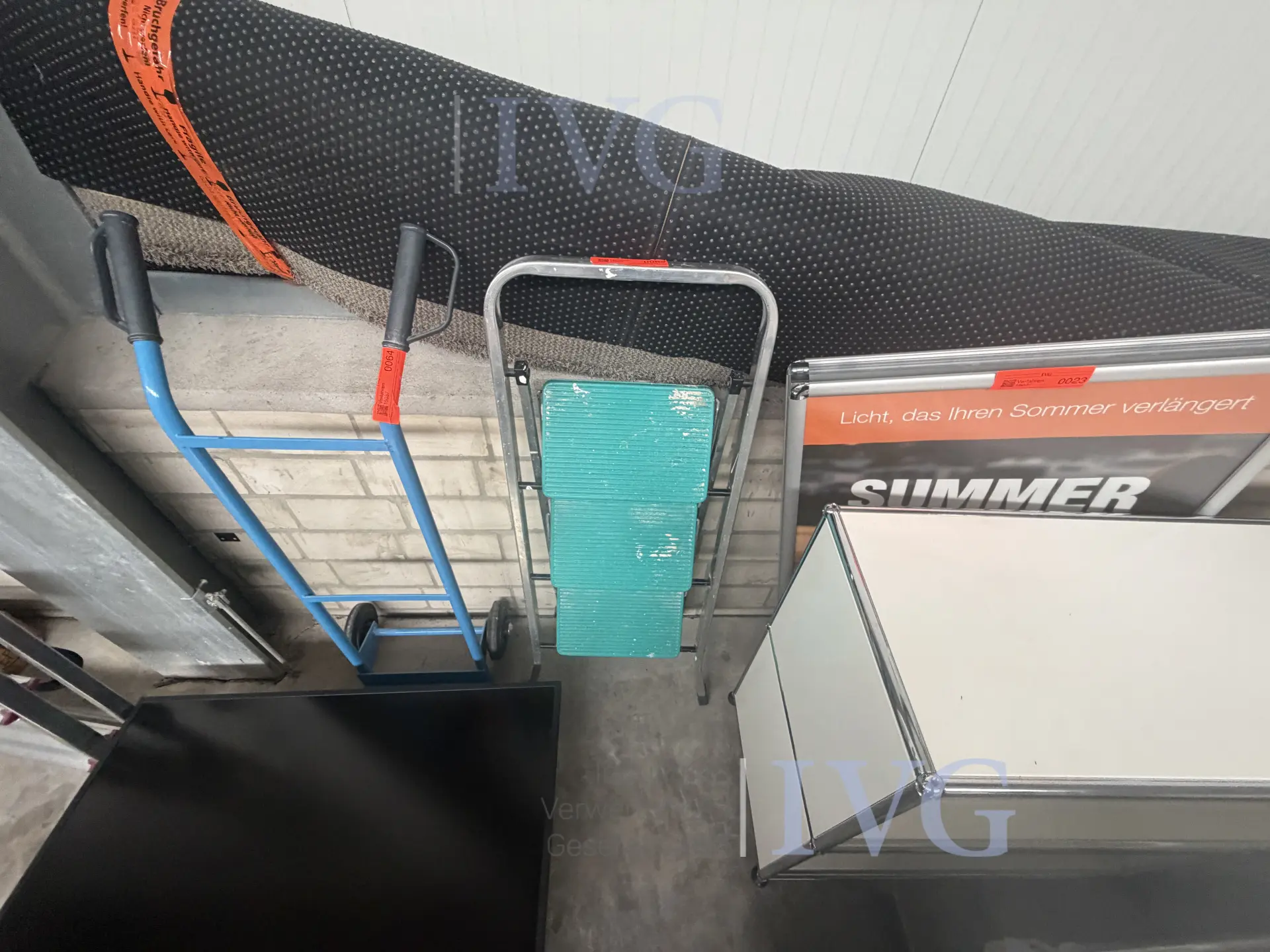 Aluminium opstapje – foto 2 – kavel bij IVG, Kirchlengern