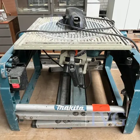 MAKITA table saw