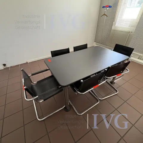 Besprechungstisch