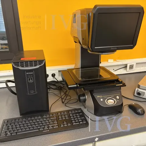 KEYENCE IM-7020 дигитални мерни пројектор