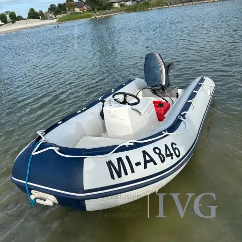 Schlauchboot  RIP
