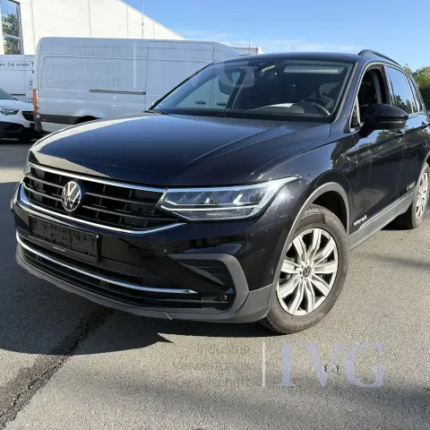 Kombilimousine VOLKSWAGEN Tiguan Life 2,0 TDI