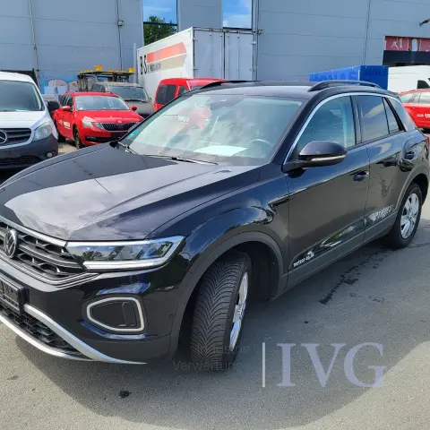 Kombilimousine VOLKSWAGEN T-Roc Life 1,5 l TSI OPF