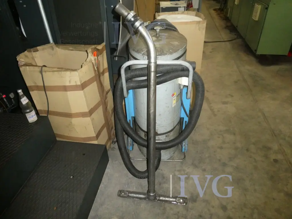 Industriesauger NILFISK GB 726 – foto 2 – kavel bij IVG, Velen
