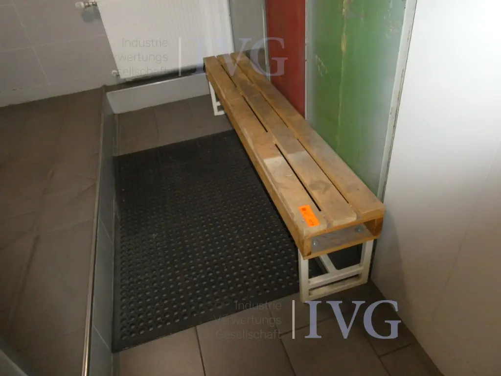 Posten Stahl-Spinde – foto 4 – kavel bij IVG, Velen