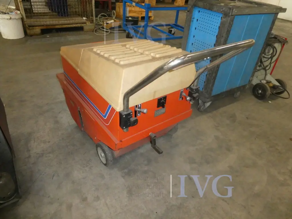 Bodenkehrmaschine DULEVO 51ET – foto 3 – kavel bij IVG, Velen