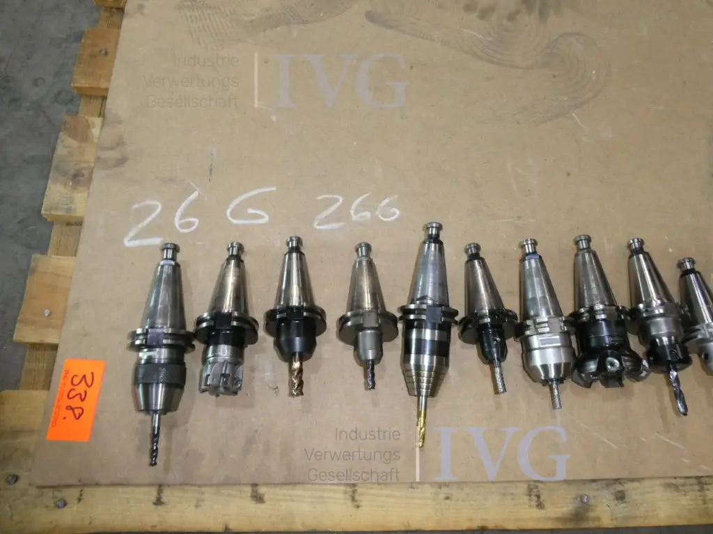 Posten Werkzeugaufnahmen SK40 – foto 3 – kavel bij IVG, Velen