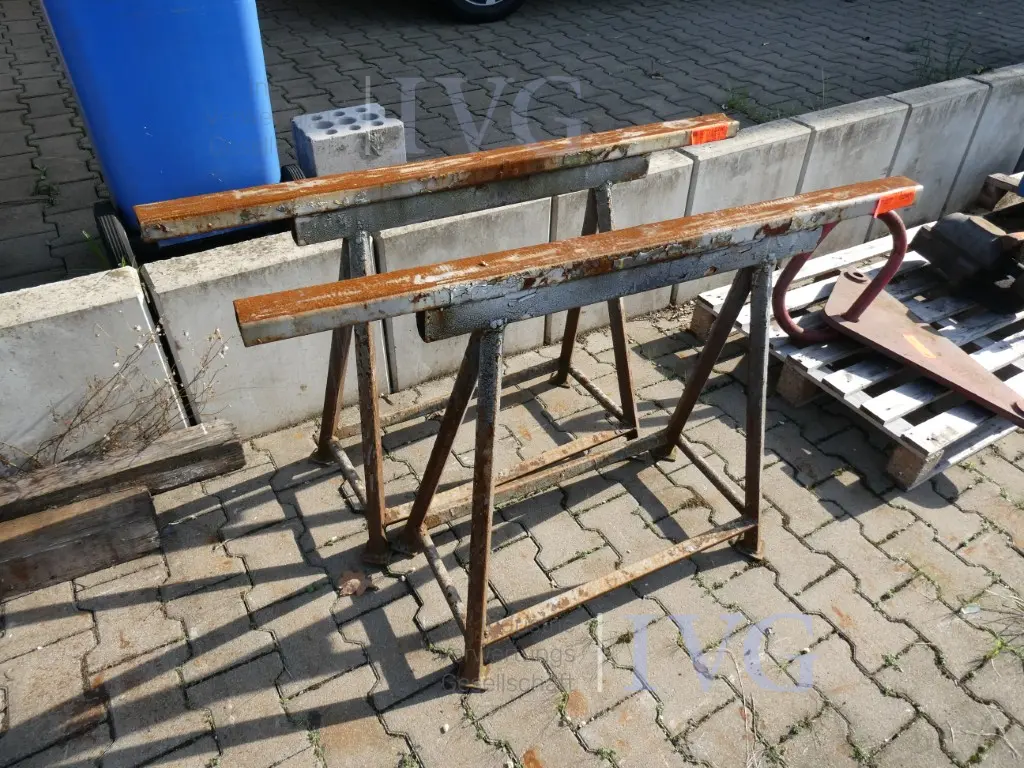 Stalen steunpoten – foto 2 – kavel bij IVG, Velen