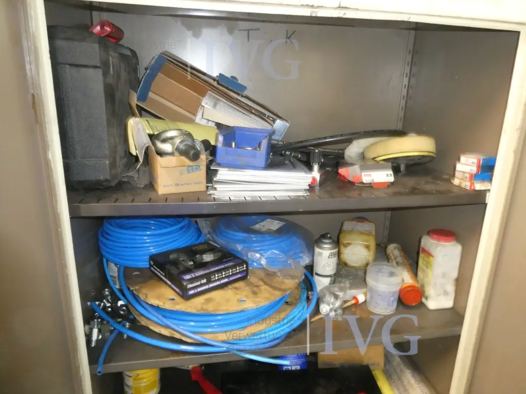 Stalen kasten – foto 6 – kavel bij IVG, Velen
