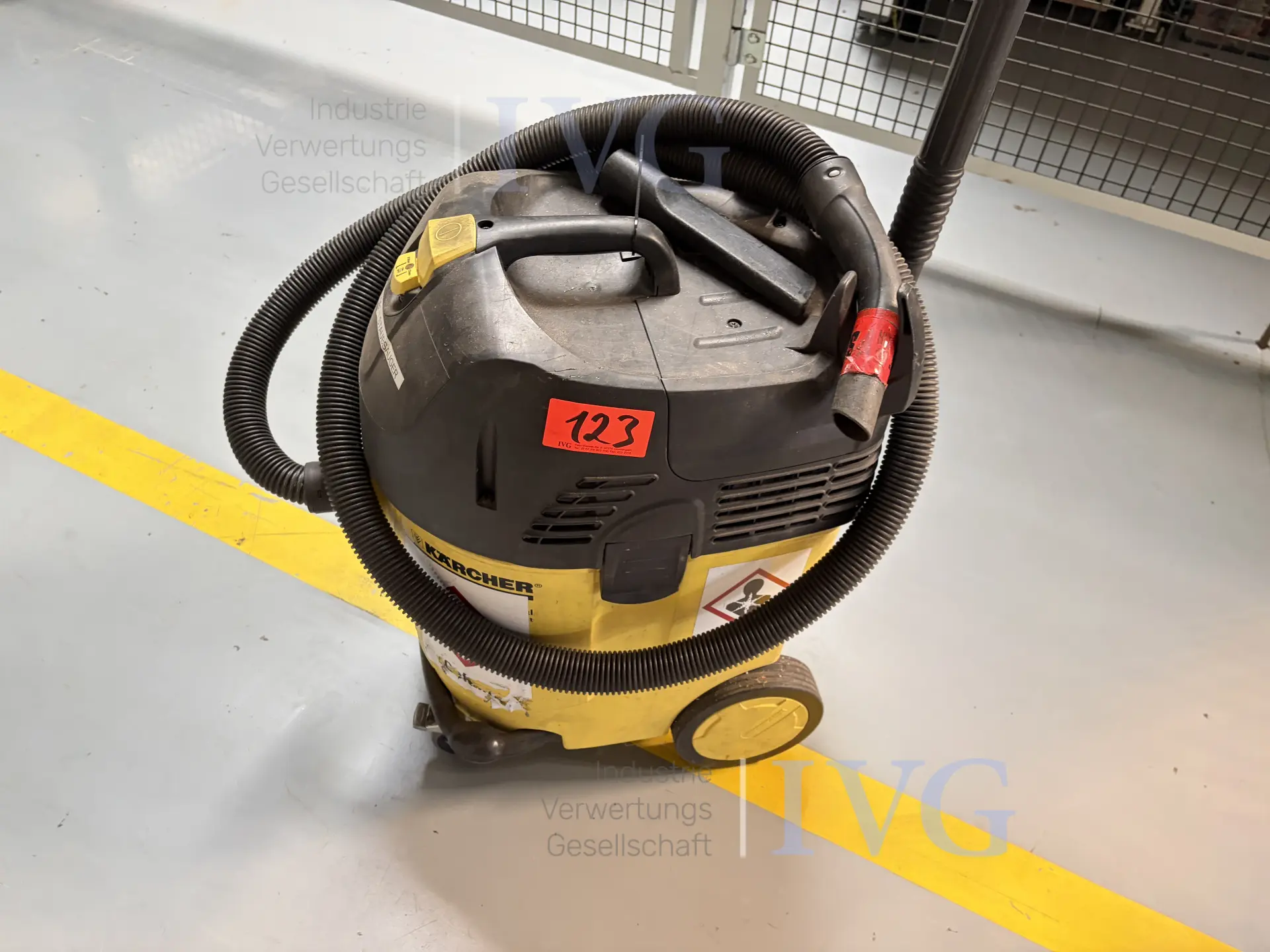 Industriestaubsauger KÄRCHER NT 45/1 Tact – foto 3 – kavel bij IVG, Luckenwalde