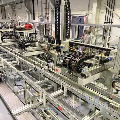 Solar assembly line for connection cables DEUSSEN - HUK Eldo