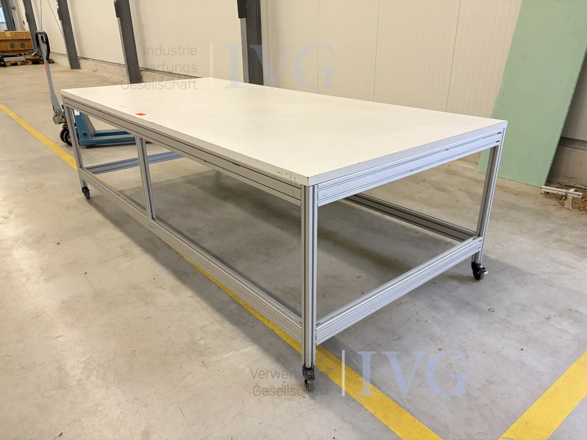 Werkbank – foto 2 – kavel bij IVG, Luckenwalde