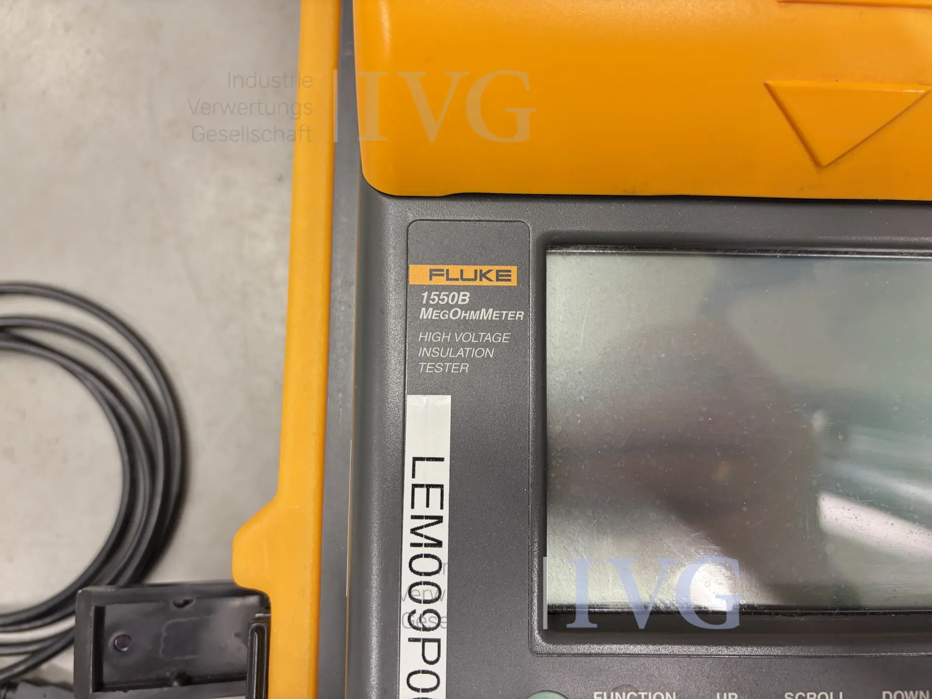 Schrank mit Messmittel FLUKE - HOLEX MegOhmMeter 1550B – foto 5 – kavel bij IVG, Luckenwalde