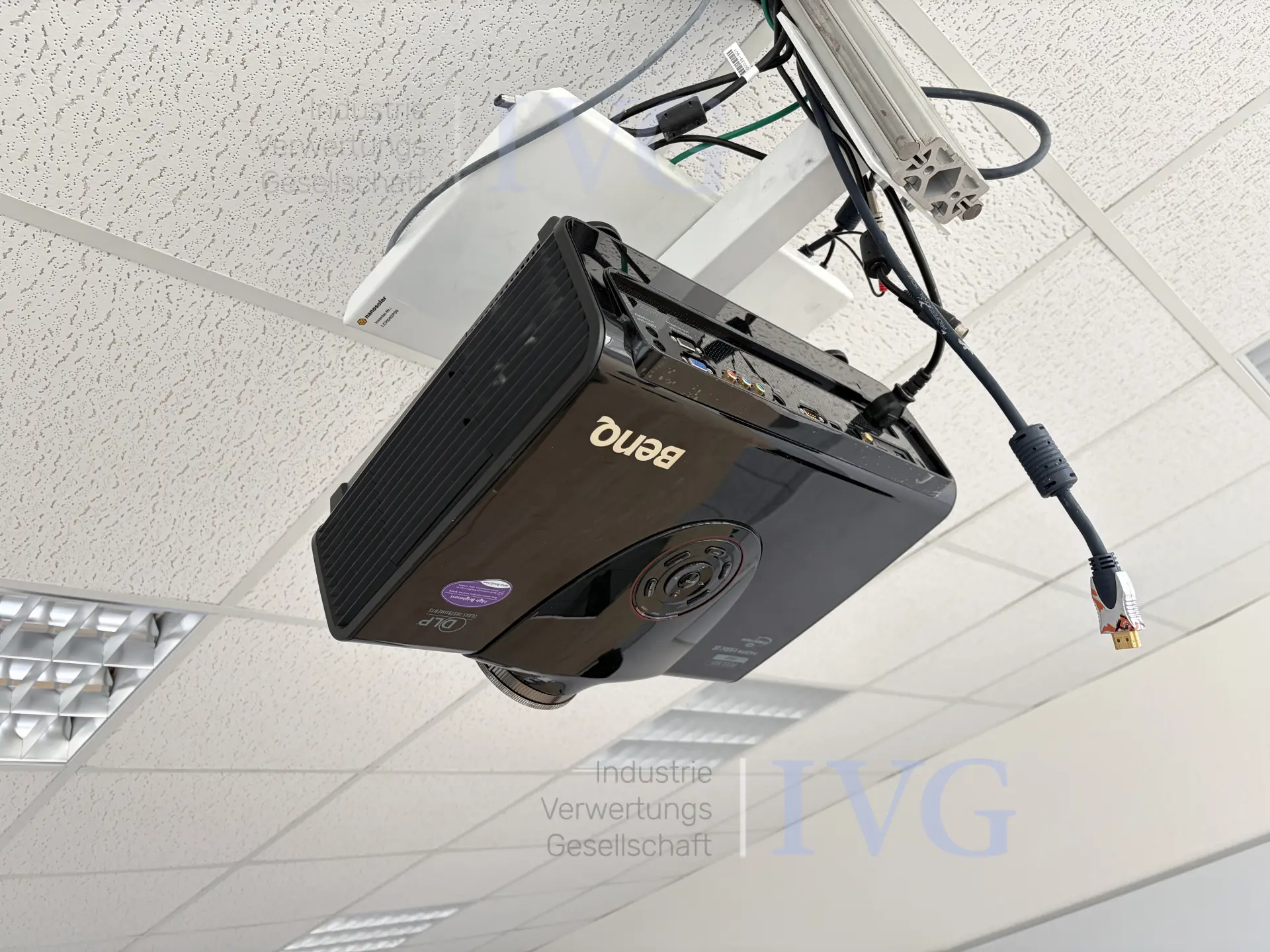 Besprechungsraum mit Beamer BENQ – foto 8 – kavel bij IVG, Luckenwalde