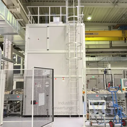 MINITEC solar cell flasher tower - DEUSSEN Flasher tower