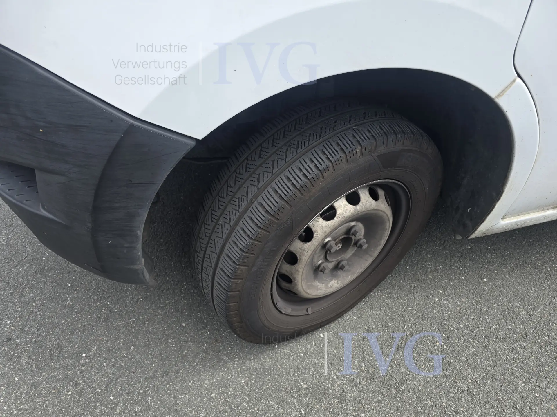 BA gesloten laadbak RENAULT Master Flexbox 2.3 – foto 2 – kavel bij IVG, Kirchlengern