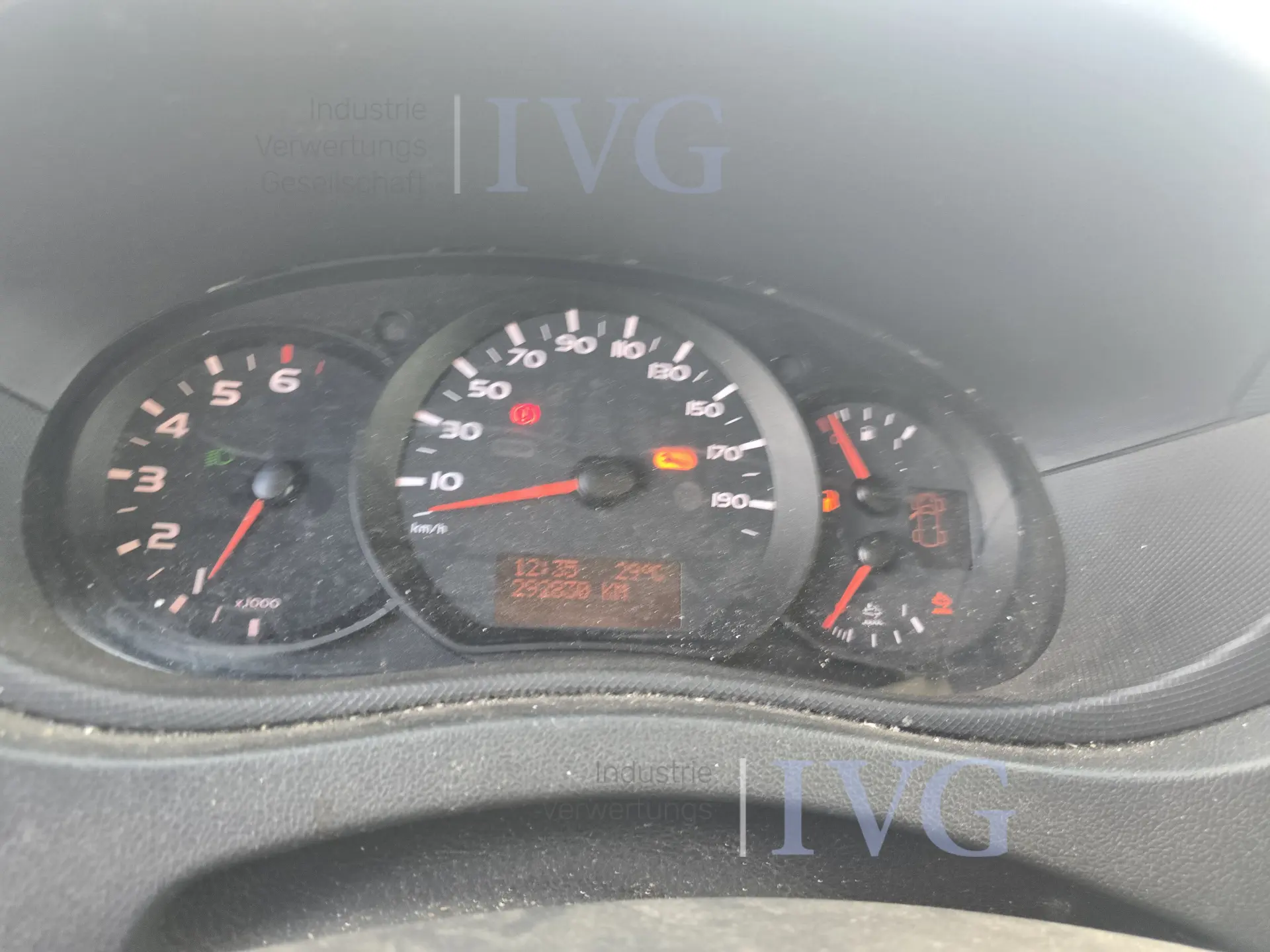 BA gesloten laadbak RENAULT Master Flexbox 2.3 – foto 26 – kavel bij IVG, Kirchlengern
