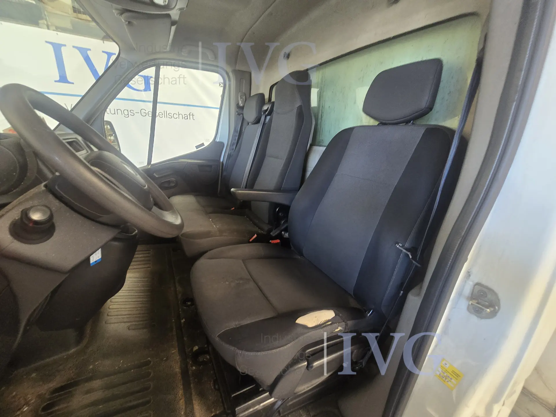 BA gesloten laadbak RENAULT Master Flexbox 2.3 – foto 21 – kavel bij IVG, Kirchlengern